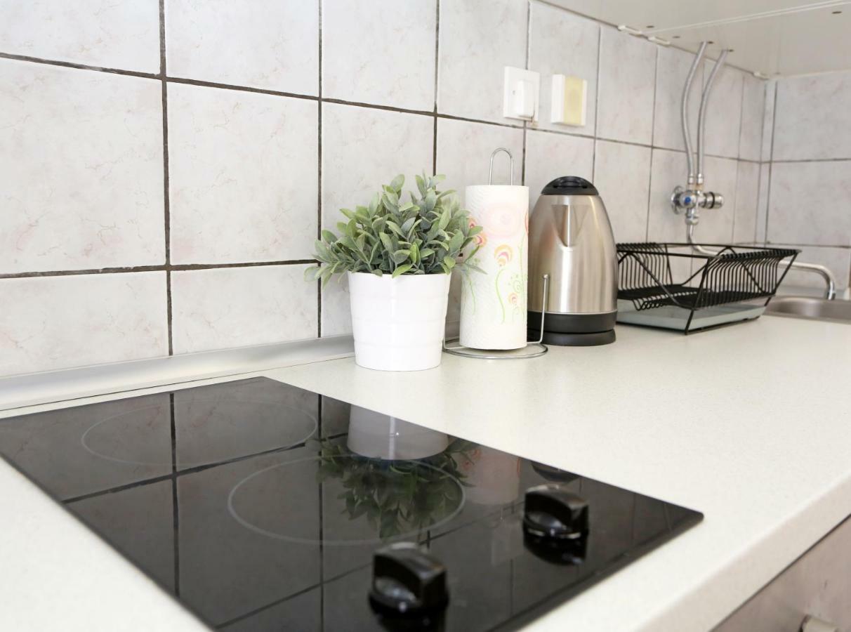 Apartments Tona Zaboric Luaran gambar
